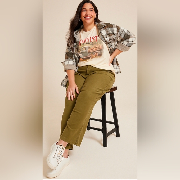 3X Women's Harvest Market Oversized Fit Graphic Tee-NWT - Picture 4 of 7